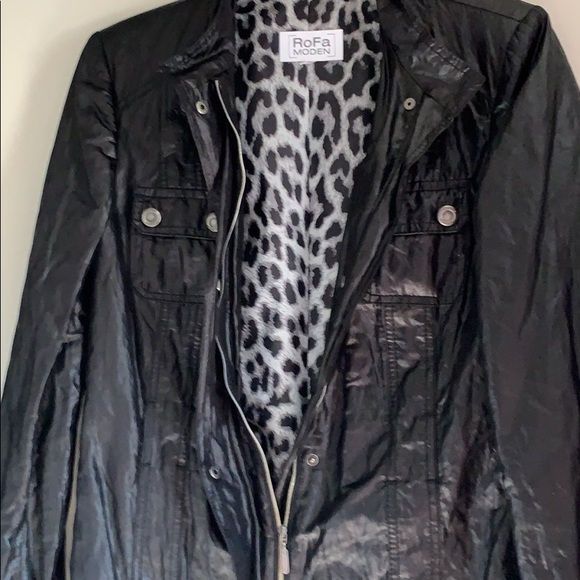 Jacket - Picture 4 of 4